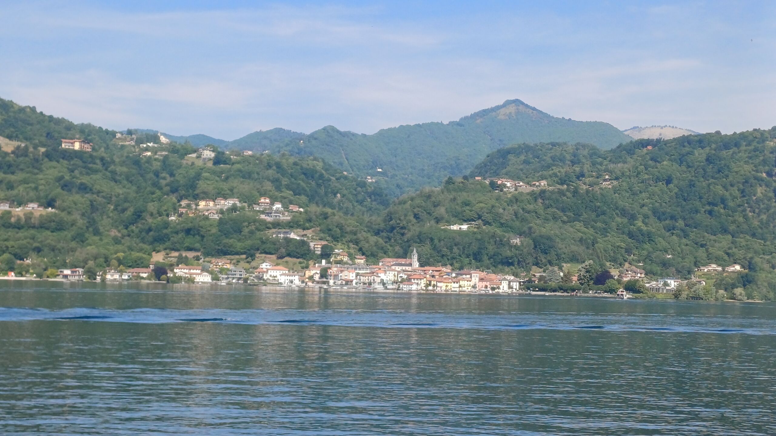 Foto ricordo della gita al Lago d’Orta Foto ricordo della gita al Lago d'Orta